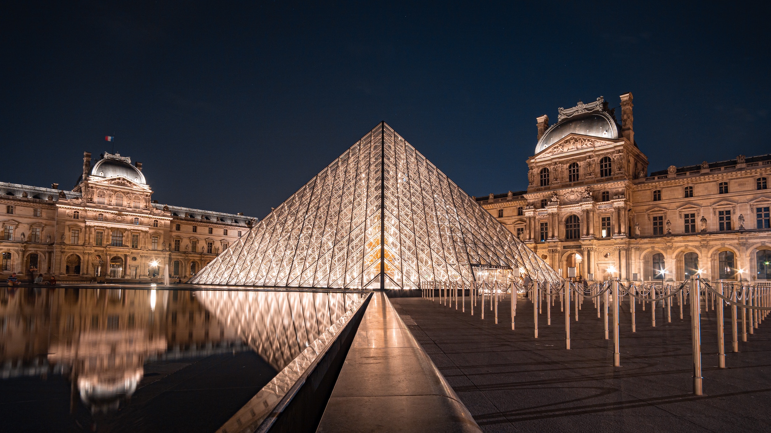 Paris Le Louvre